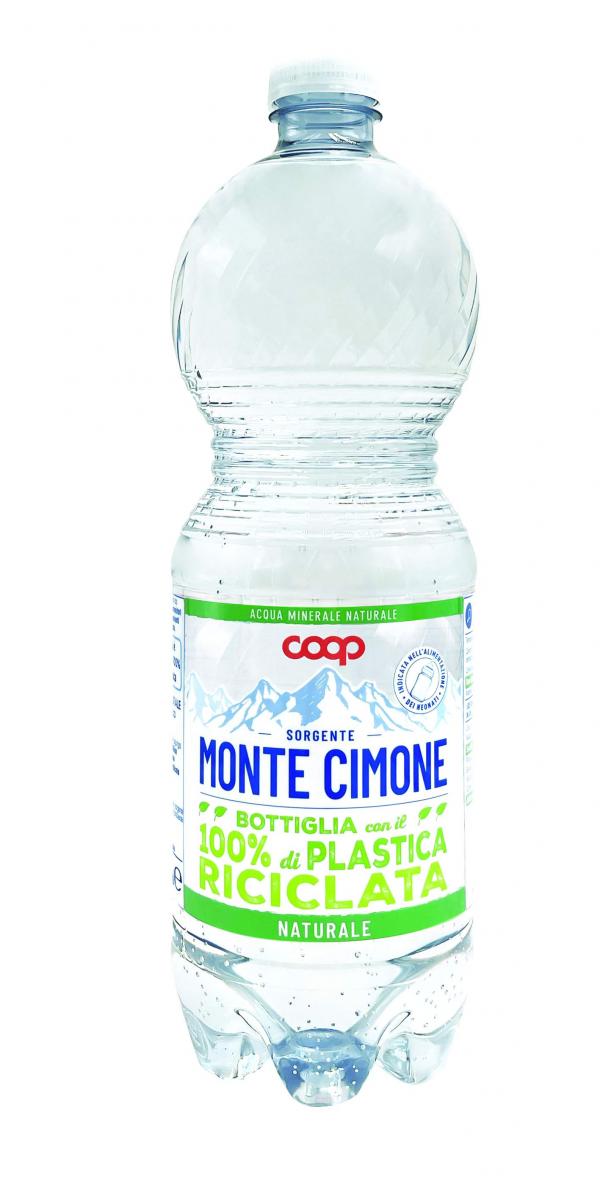 Arriva la bottiglia 100% di plastica riciclata