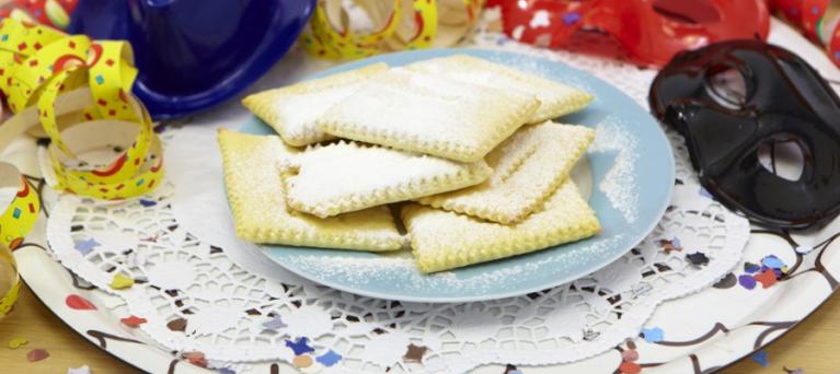 Chiacchiere al forno Chiacchiere al forno
