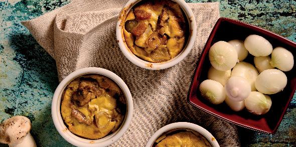 Flan autunnale con cipolline, champignon, zucca e cavolfiore al curry