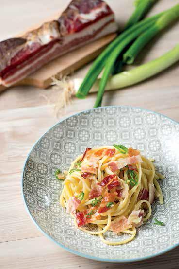 Linguine con pesce spada affumicato e speck