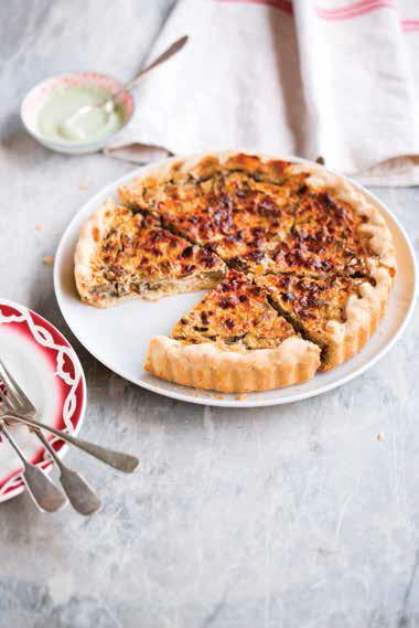 Quiche con melanzane, robiola e chutney al coriandolo